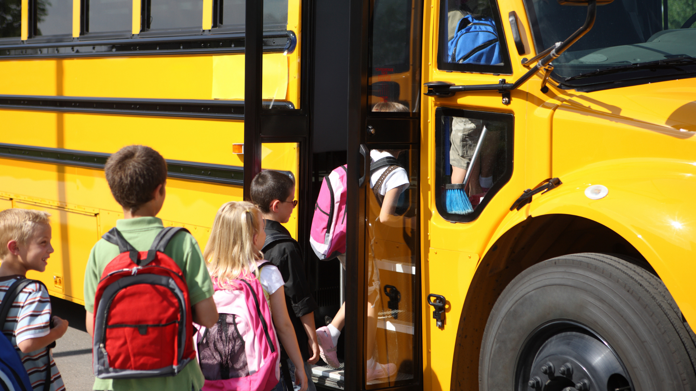 Ways School Bus transit can benefit from GPS Tracking